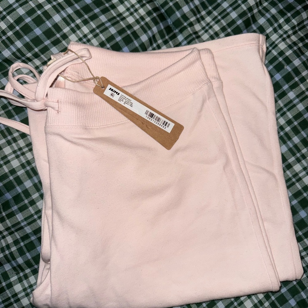 SKIMS Pink Straight Leg Pants